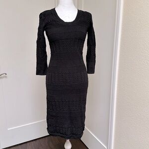 EUC GAP Crochet Scoop Neck Fitted Midi Dress (XS)
